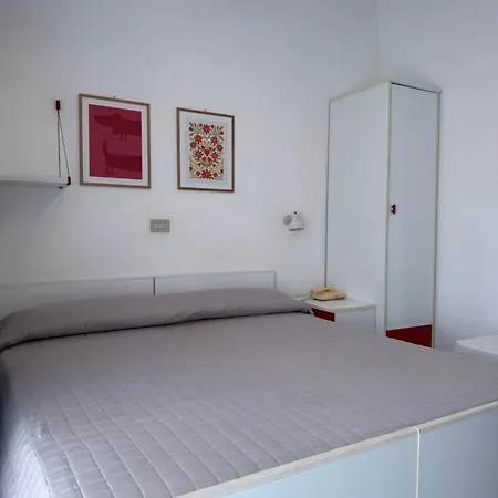 Hotel Wally Lido di Jesolo Exterior photo